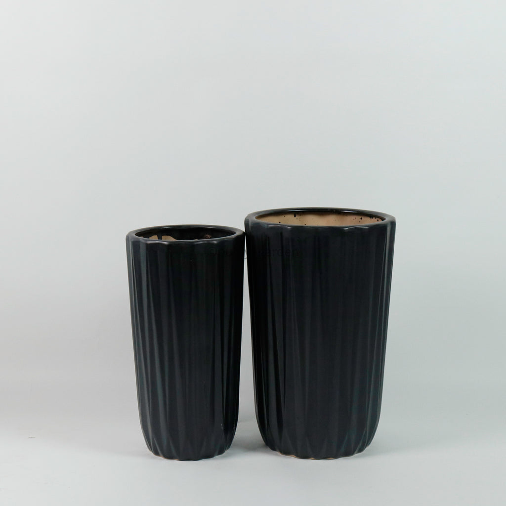 Large Oslo Planter Black (2 Sizes)