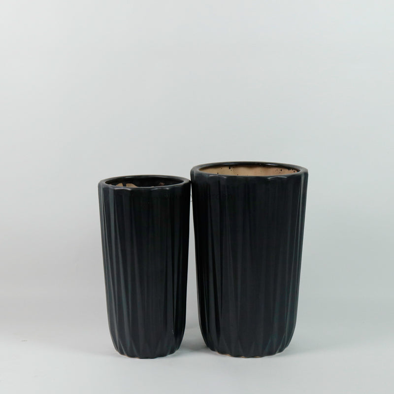Large Oslo Planter Black (2 Sizes)
