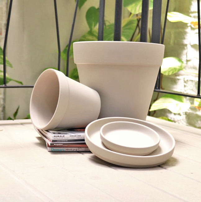 Grey Terracotta Planter with Saucer (2 SIZES)